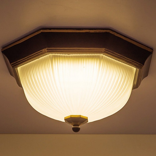 圆形led客厅吸顶灯 创意圆形卧室亚克力铁艺简约吸顶灯