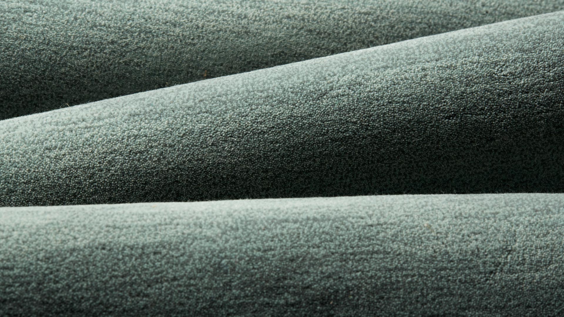 80%新西兰羊毛混纺，更持久耐用