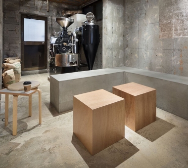 东京 咖啡厅 餐饮空间 咖啡馆设计 日本咖啡店设计 极简主义 水泥风咖啡厅设计 极简主义咖啡小店17.jpg